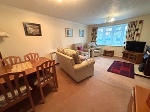Sitting Room- click for photo gallery